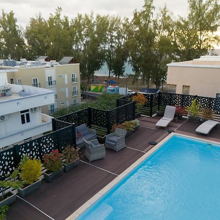 Shanti Haveli Beachfront Apartments Flic en Flac Exterior photo